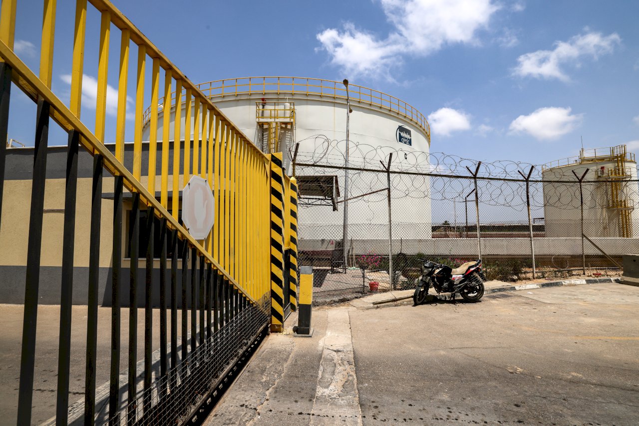 燃料送不進加薩 唯一發電廠停止運作