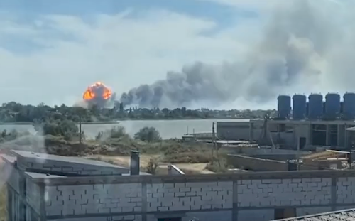 克里米亞俄羅斯空軍基地附近傳出巨大爆炸聲