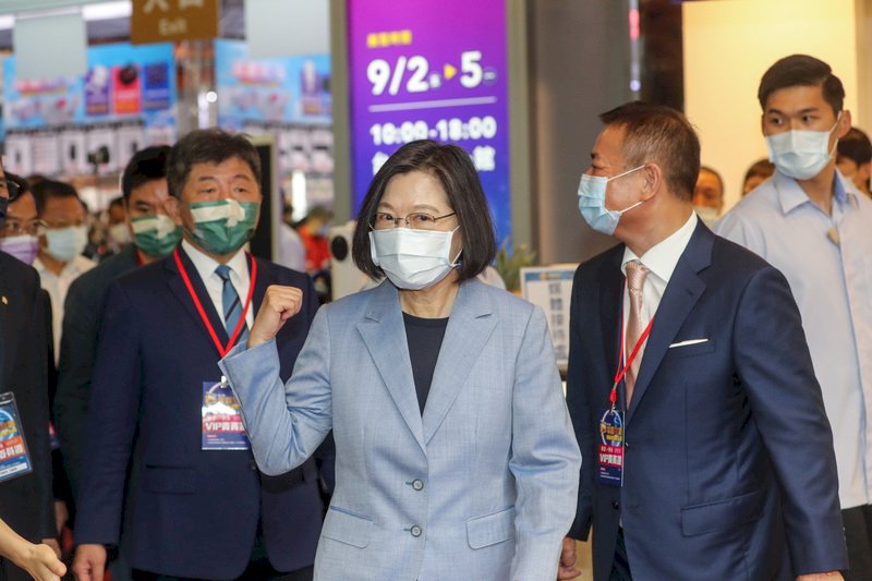 內需復甦 總統：選購節能家電 邁向淨零轉型  (影音)