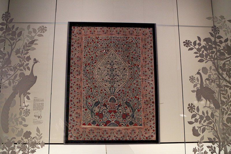 故宮南院展18世紀歐洲時髦商品 印度繪染掛飾