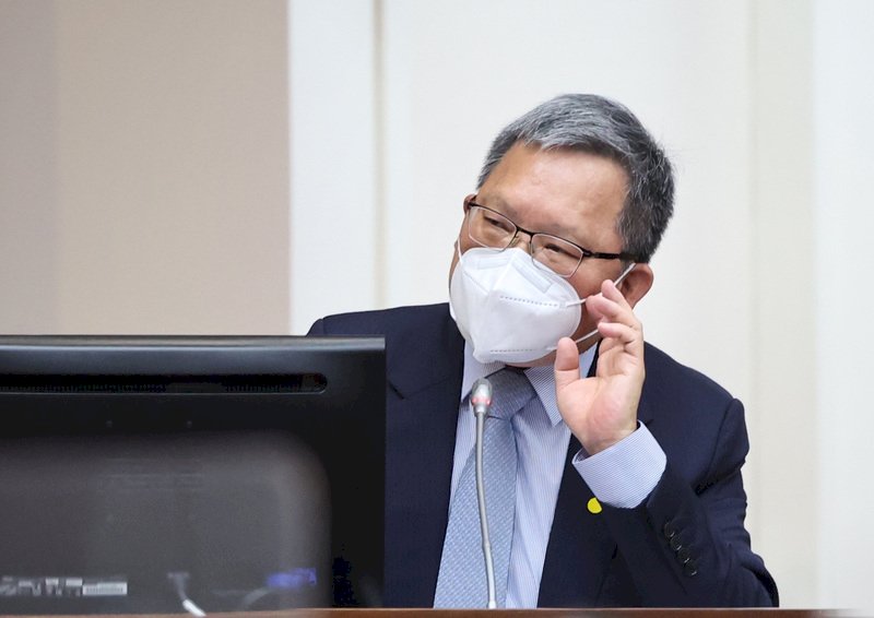 幫AIT代轉美商彩券系統商遭疑 財長：沒推薦意味