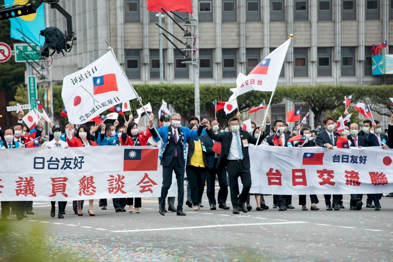日華懇議員組團參加雙十國慶 選前與朝野交流