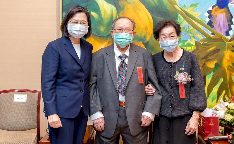 蔡總統接見醫療奉獻獎得主  讚世界不可或缺力量