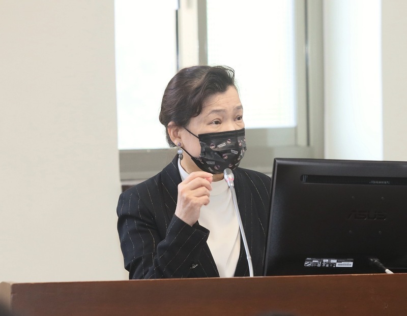 高虹安論文、進修爭議 王美花：未獲辛辛那提大學回應