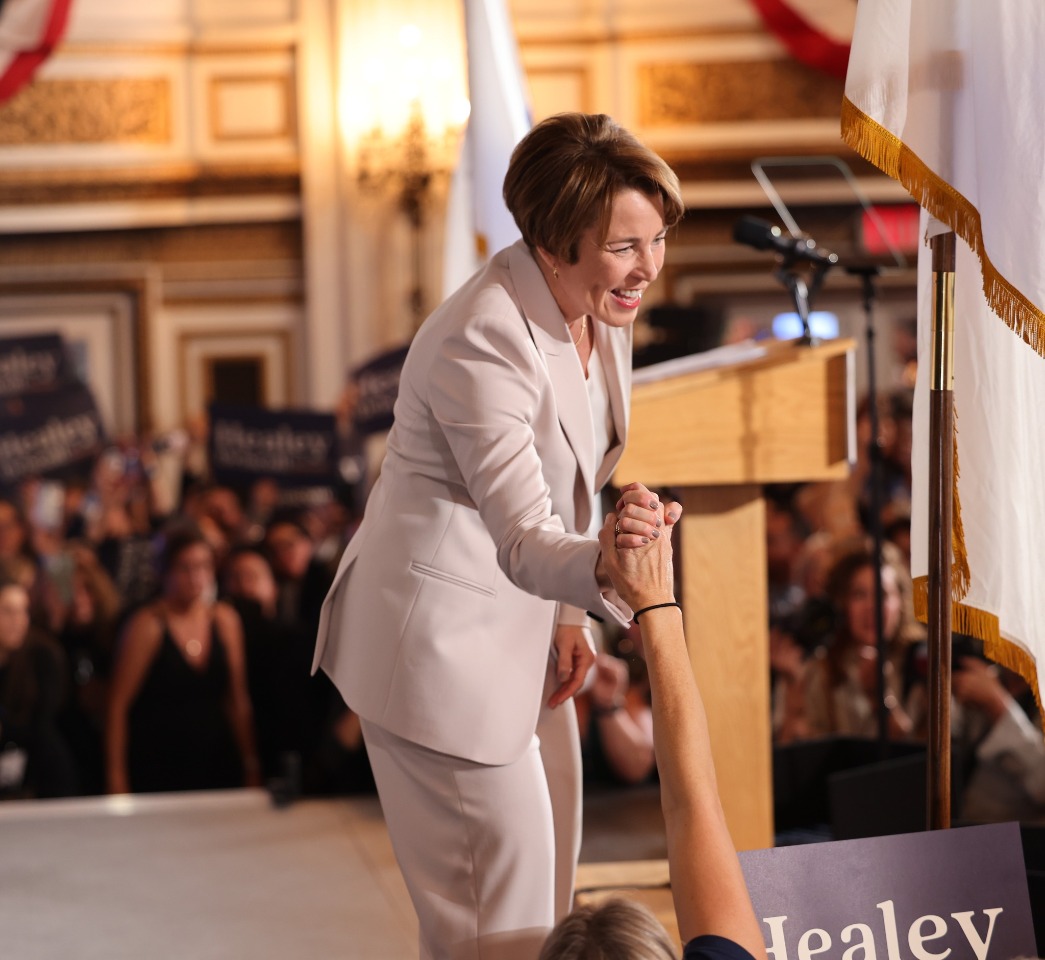 美國史上首位女同志州長 希利預測將贏下麻州州長