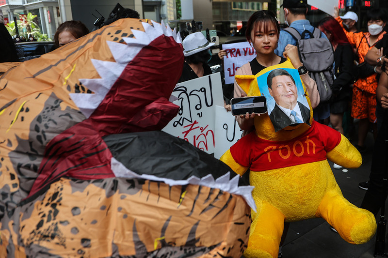 習近平抵曼谷參加APEC 泰國學生抗議一中政策