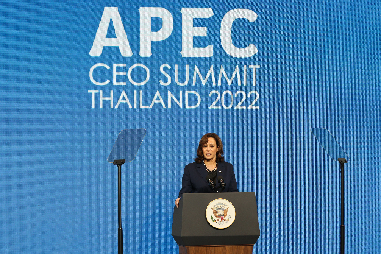 賀錦麗：舊金山舉辦明年APEC峰會 聚焦氣候問題
