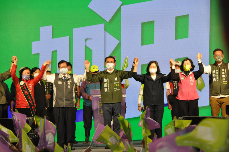 2022選戰／藍綠白選前之夜  黨魁最終站都選台北