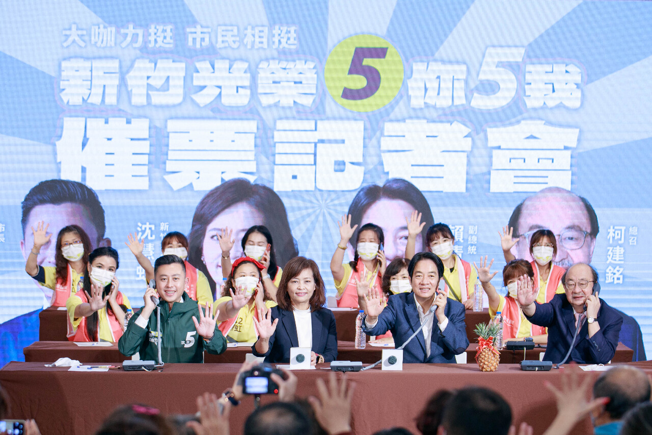 2022選戰/沈慧虹合體賴清德大催票 市民許生日願望祝虹姐當選