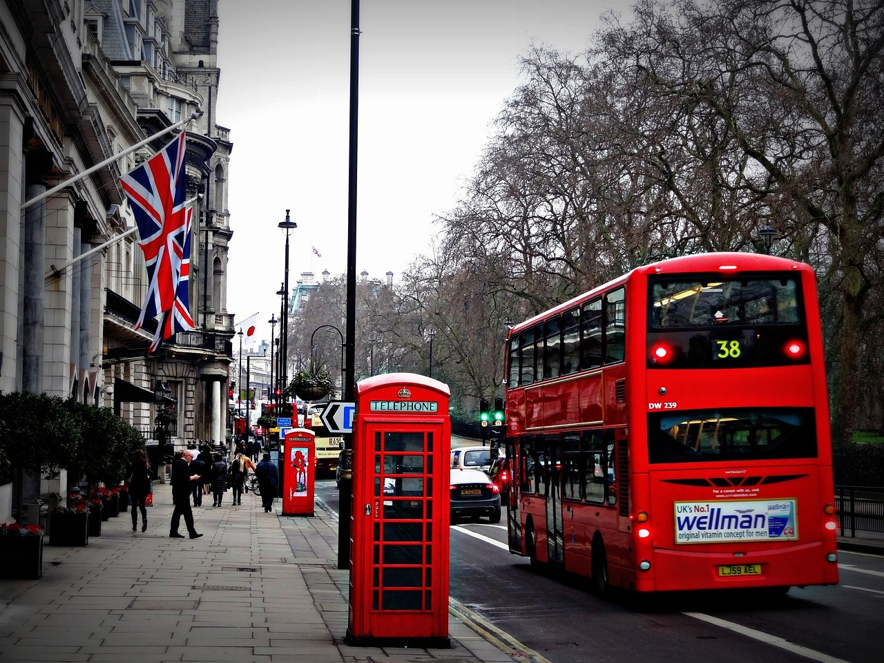 倫敦禁投放旅遊廣告 FT：卡達審查對倫敦投資