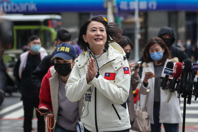王鴻薇確診 暫停立委補選拜票行程