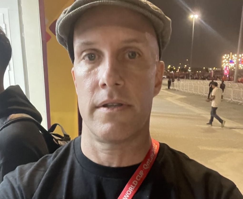 卡達世足曾穿彩虹衣被擋 知名美記者疑心臟病發猝逝
