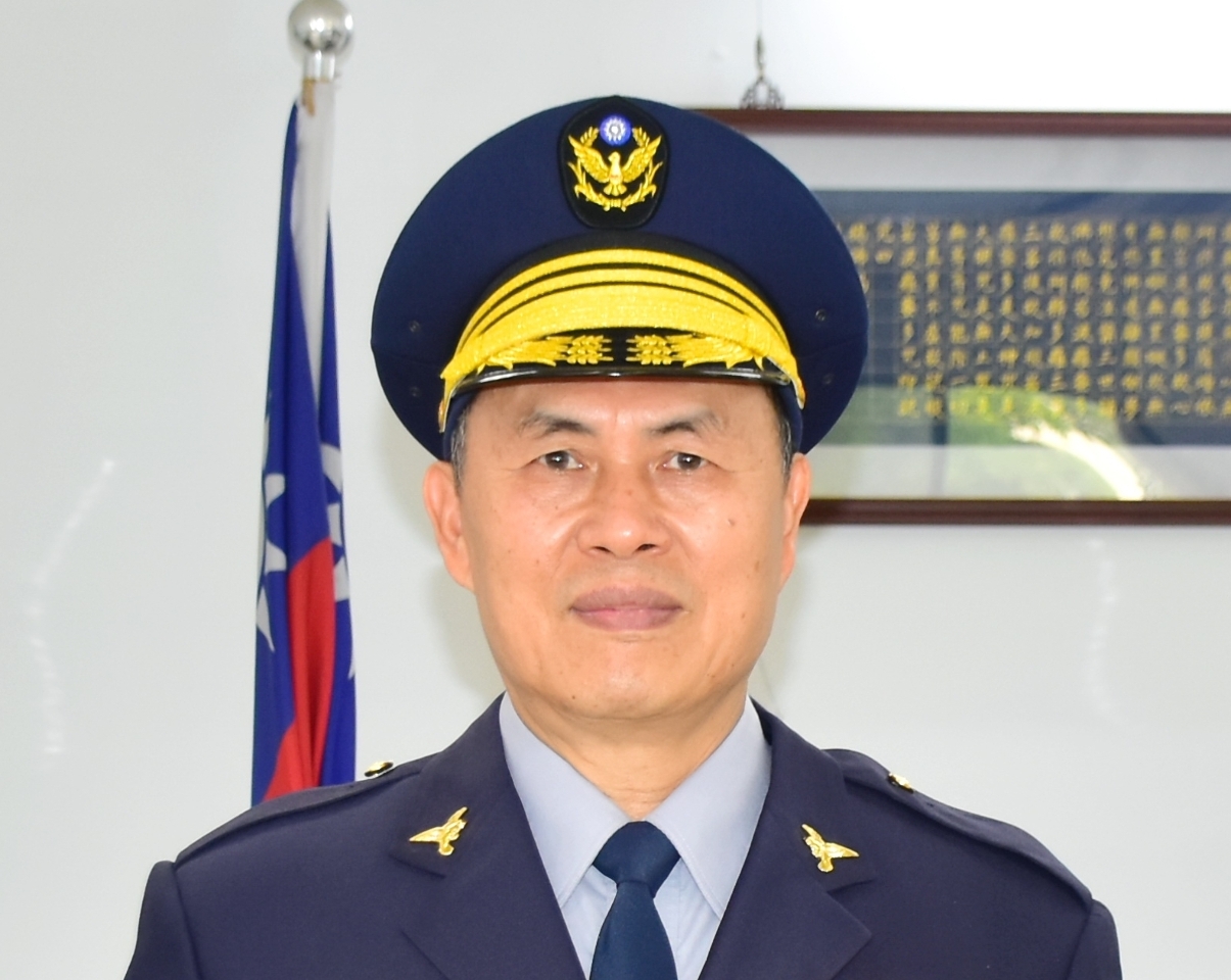 方仰寧離任交棒 廖宗山：有信心維護台南治安