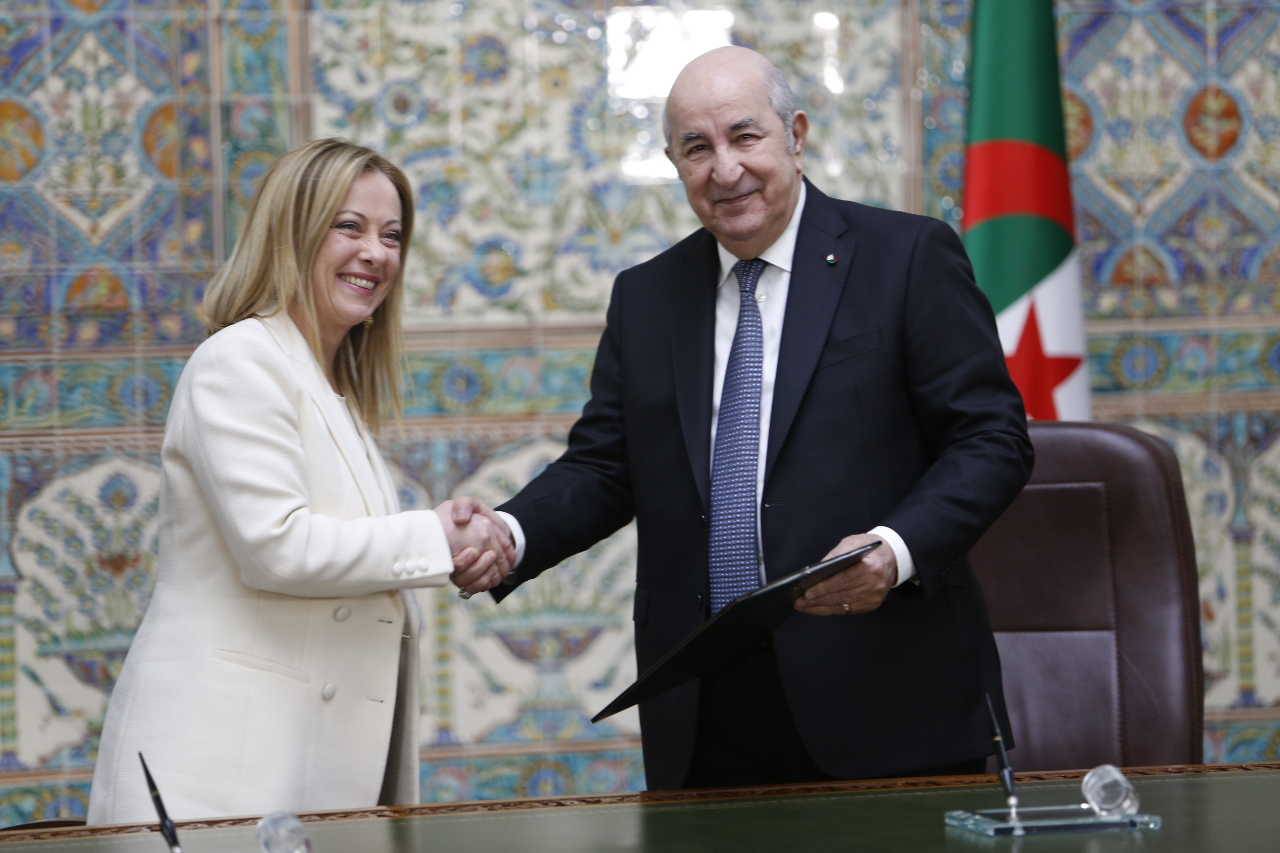 擺脫依賴俄國天然氣  義總理訪阿爾及利亞