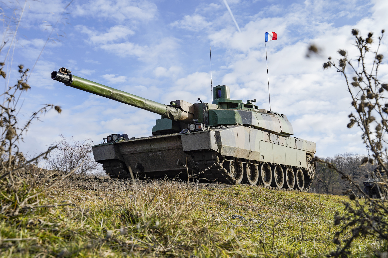 坦克援烏法國考慮跟進 有國家擬援烏集束彈藥