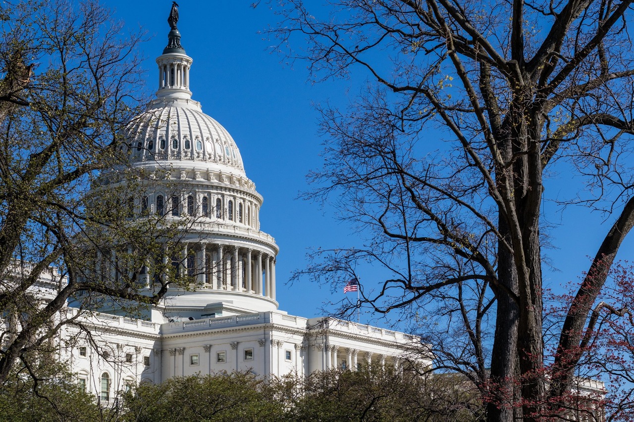 美參議院通過950億美元援助烏克蘭、以色列和台灣法案