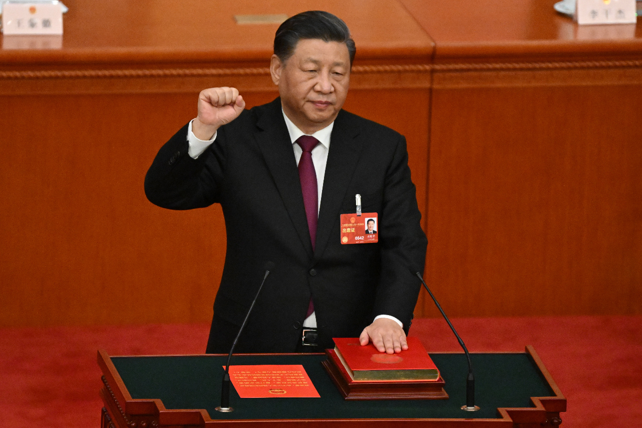 中國兩會／權力超越毛澤東？習近平獨夫時代降臨