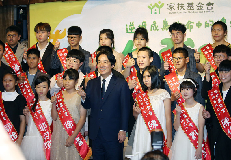 賴清德以自身為例 鼓勵自強兒少珍惜逆境 培養更強心志