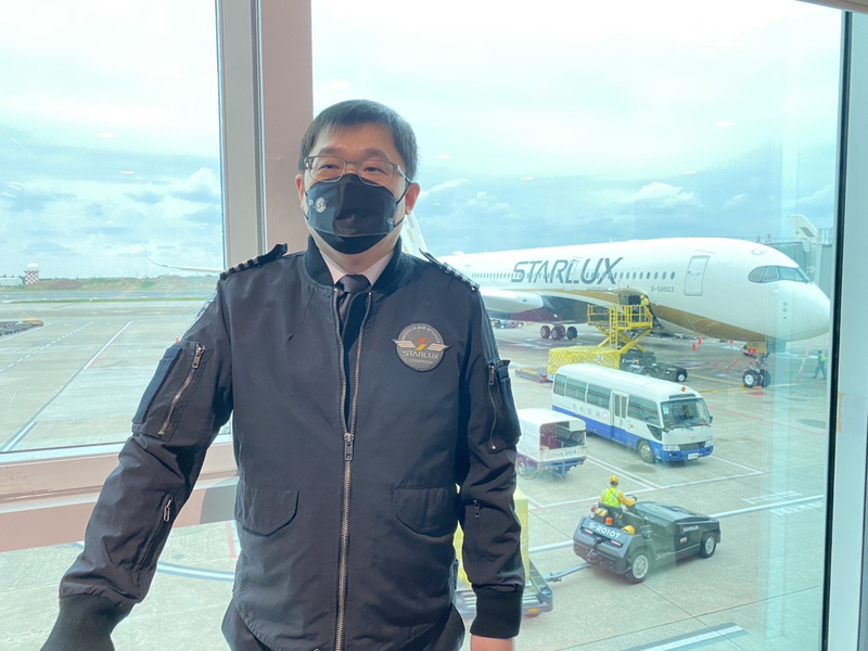 星宇302名旅客夜宿機場 張國煒親赴東京致歉