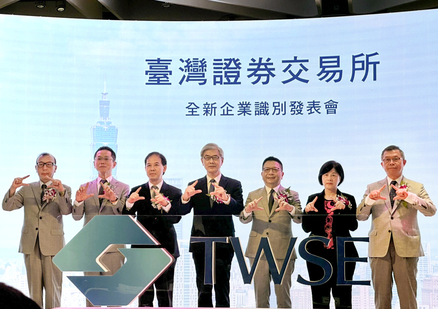台股開高破萬7大關 證交所：信心回籠已優於預期