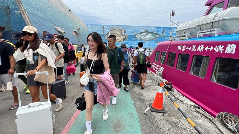 颱風海葵來襲   海空交通今明異動多