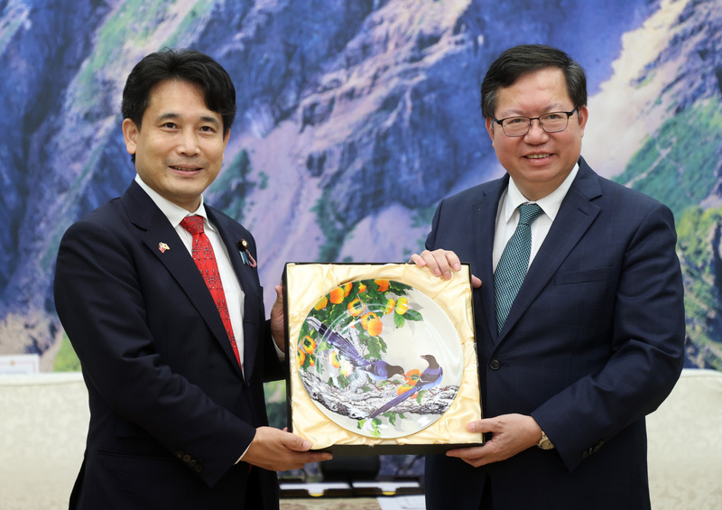 接見日議員 鄭文燦：台入CPTPP盼早日實質討論