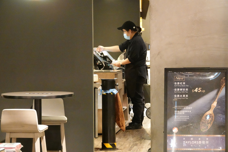 缺工成常態！ 調查：11月工作數連9月破百萬 住宿餐飲最缺人