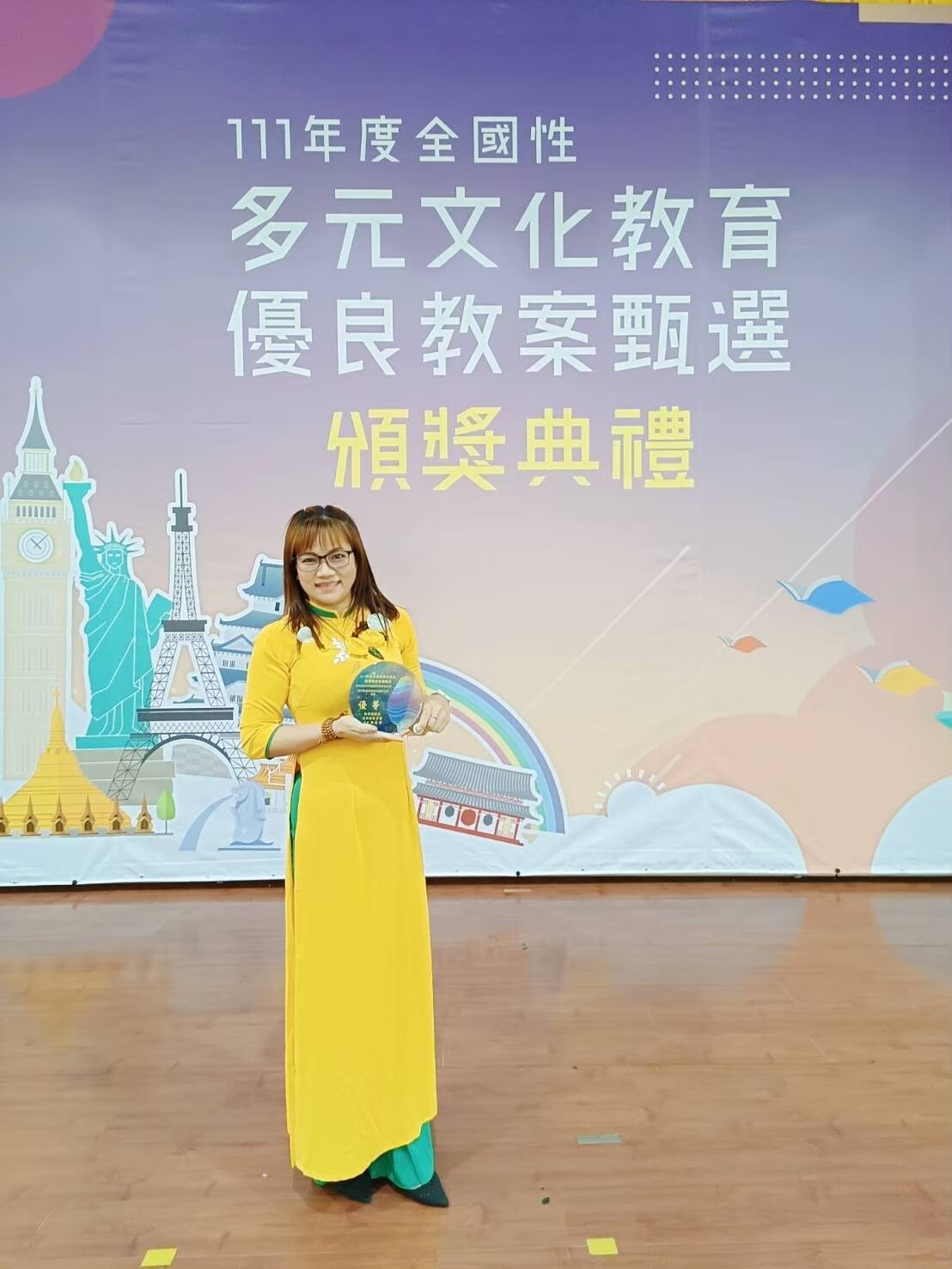 來台灣只為了錢？「媽媽是越南語老師，她很厲害」