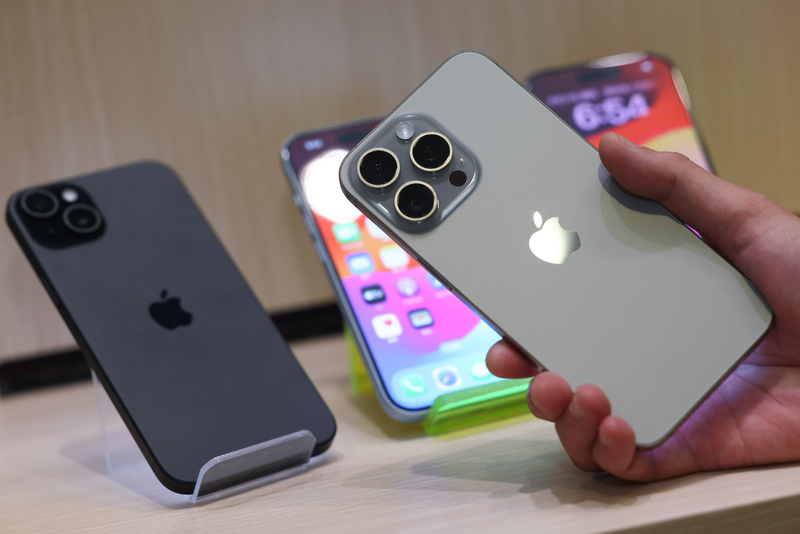 中國開賣iPhone 15 北京果粉凌晨1時排隊