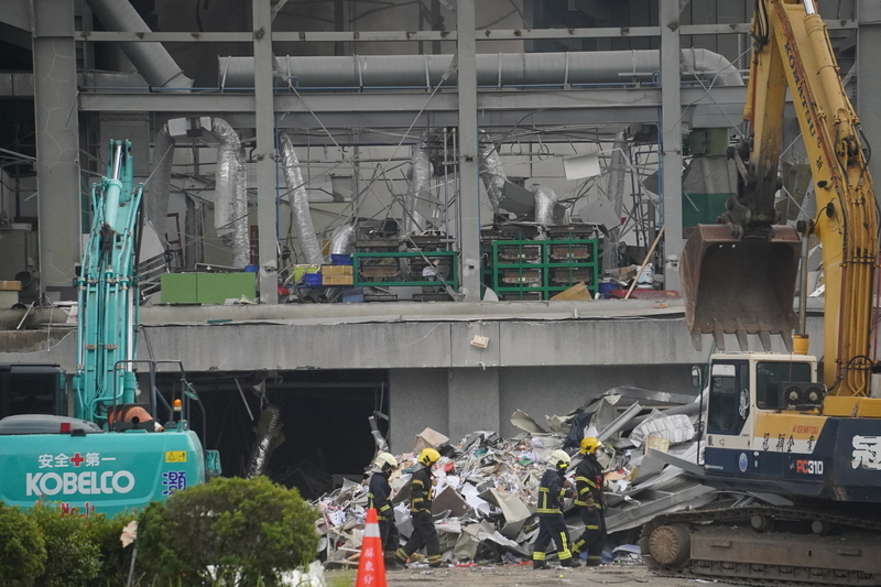 屏東工廠大火 陳揆估初步調查報告1週出爐