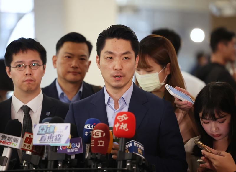 蔣萬安出訪首爾 拜會前駐台大使並與在韓台青交流