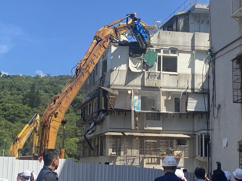 大直街塌陷25戶擬10天拆完 28日說明會徵詢都更
