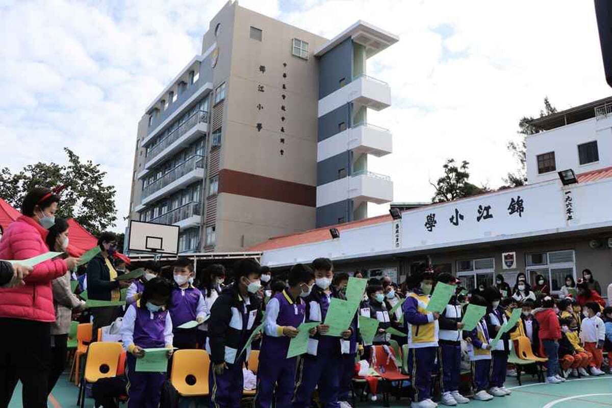香港學校以現金獎招生 是誰責任？
