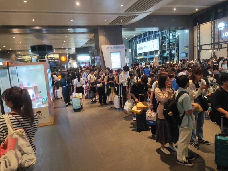 防自由座再爆量  高鐵預告連假人多時段
