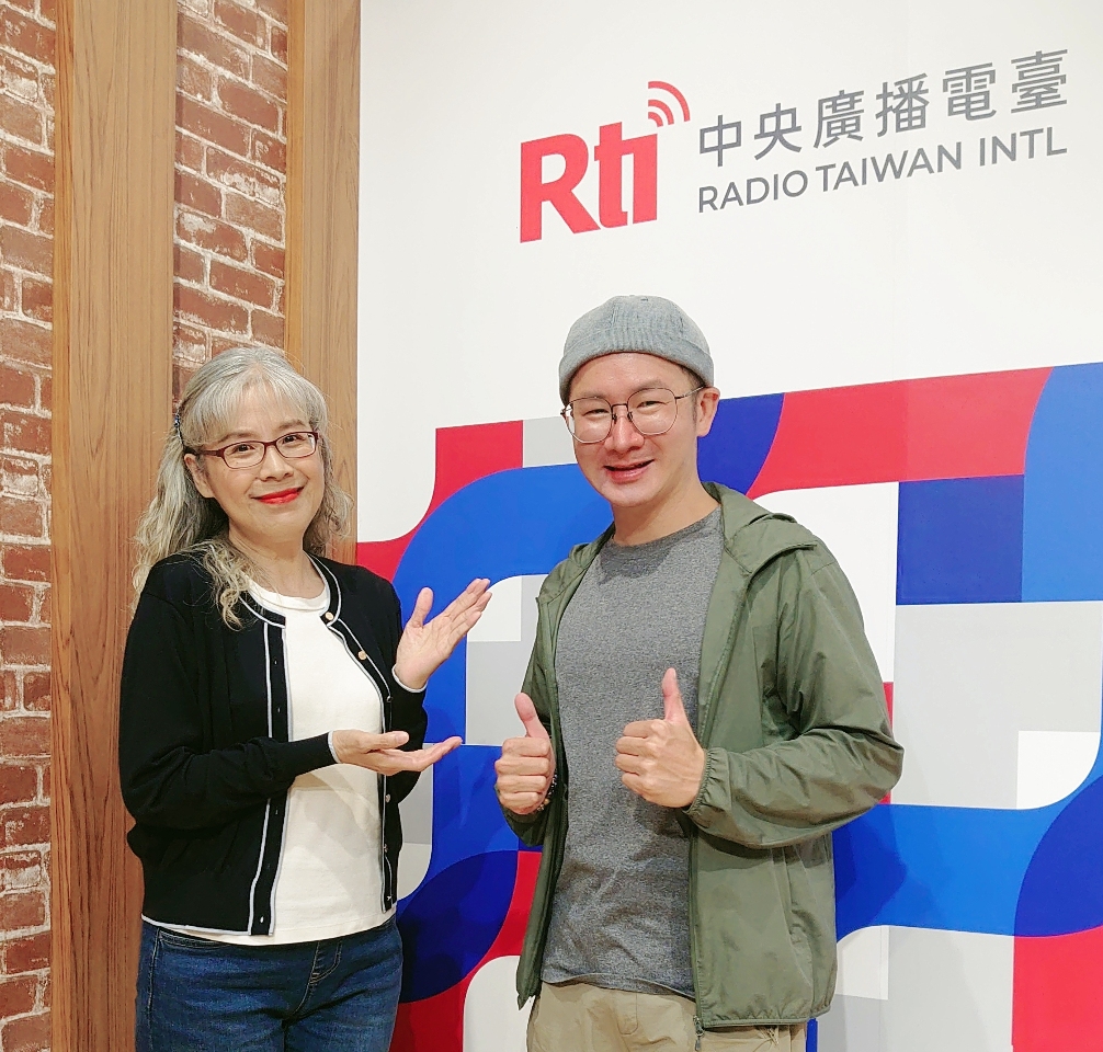 身兼國標舞者的音樂老師謝孟哲