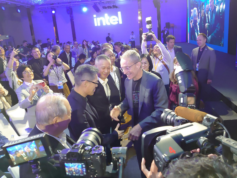 英特爾執行長來台演講：AI PC將成電腦產業轉捩點