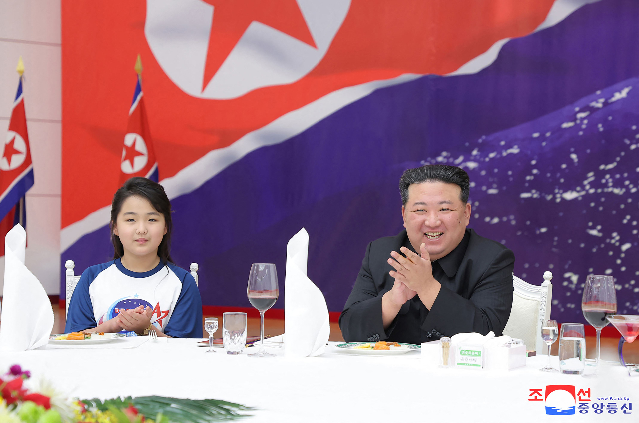 金正恩愛女獲稱「北韓新星」 南韓當局不予置評