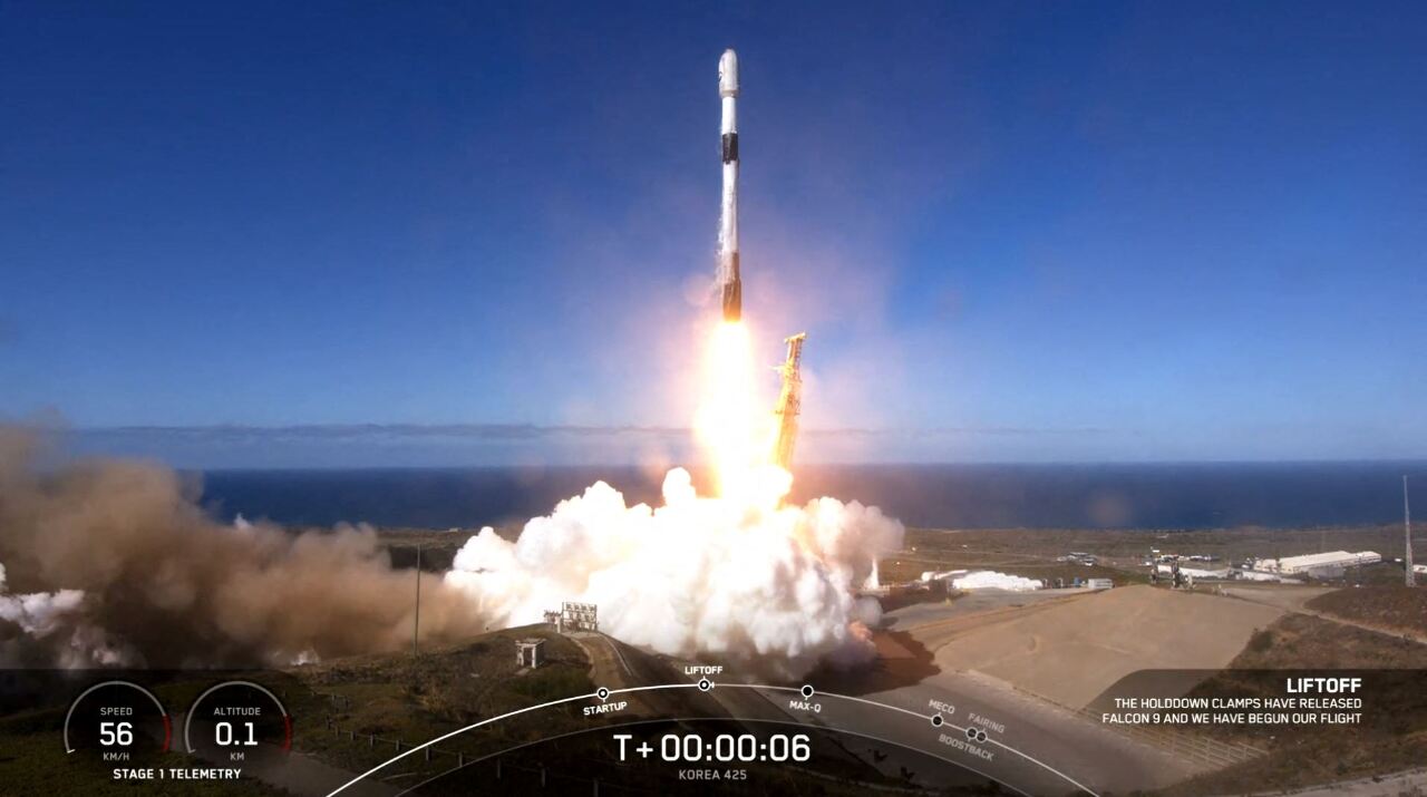 與北韓太空競賽加劇 南韓固體燃料火箭試飛成功