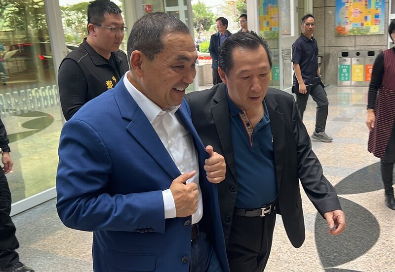 侯友宜前進台東和農漁民座談 拋釋迦要推銷到新南向等國家