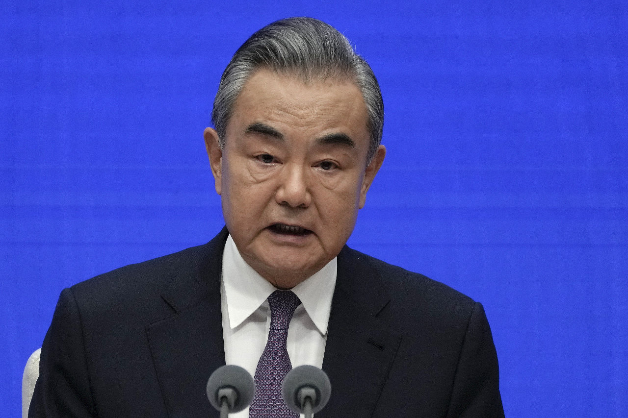 淡化爭議焦點 王毅：中美關係去年止跌回穩