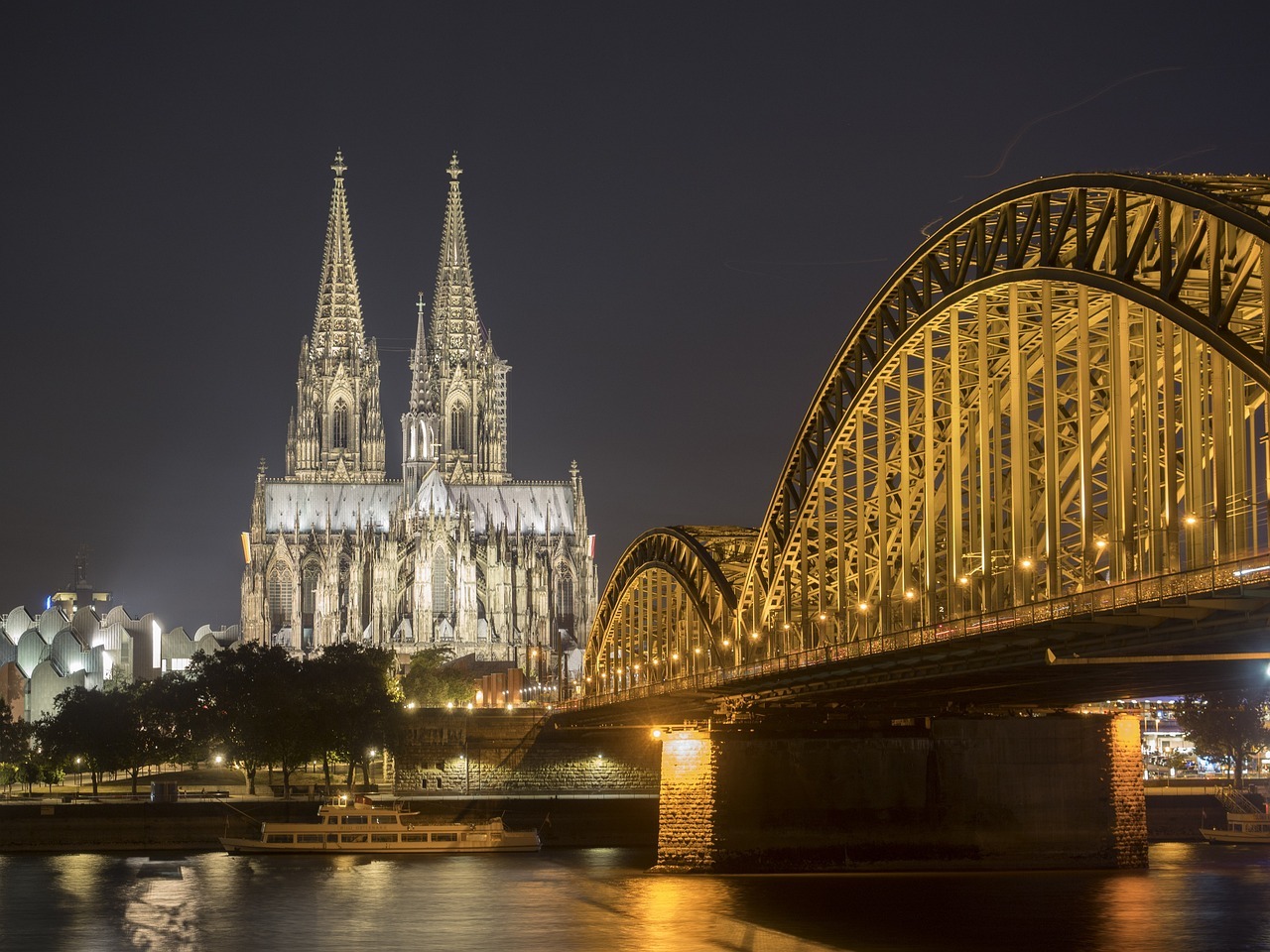 聖誕節恐攻風險升高 德國加強科隆主教座堂安全