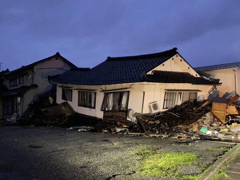 日本石川強震增至73死 部分避難所物資不足