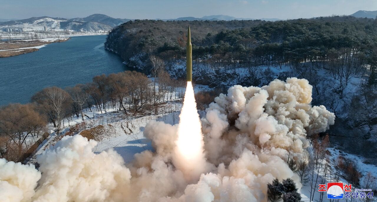 北韓證實 試射固體燃料中程彈道飛彈