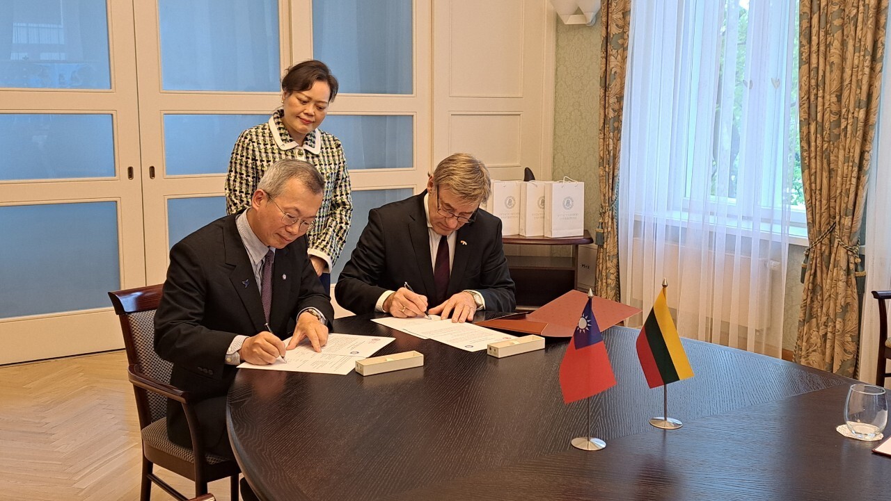 政大將成立台灣首座立陶宛中心 促進雙方學術合作