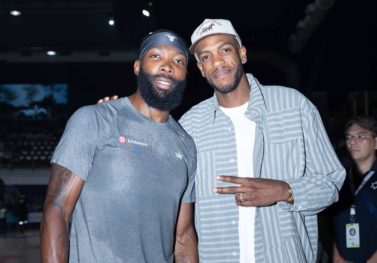NBA球星米德爾頓來台看PLG賽事 力挺表哥曼尼高