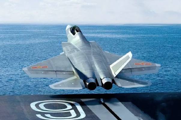中國發射洲際飛彈後 共軍宣布新型戰機將公開