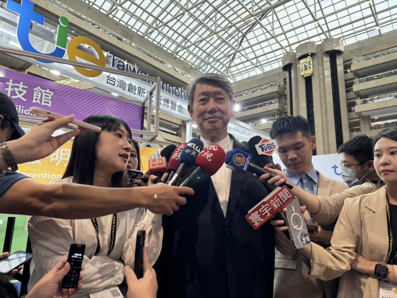 再談菲律賓建綠電構想惹議 郭智輝：我怎麼可能是小白兔