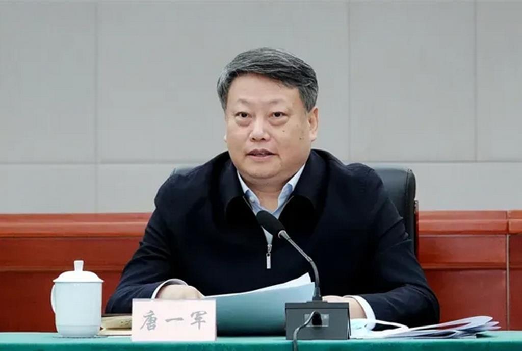 涉嫌受賄 中國前司法部長唐一軍被起訴