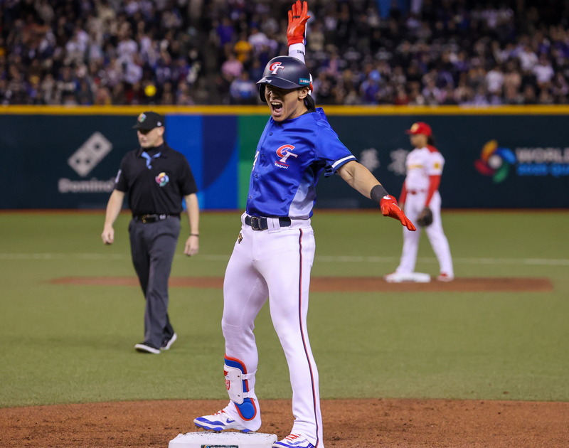 台灣隊長陳傑憲落淚：謝謝年輕隊友帶領我們前進2026 WBC