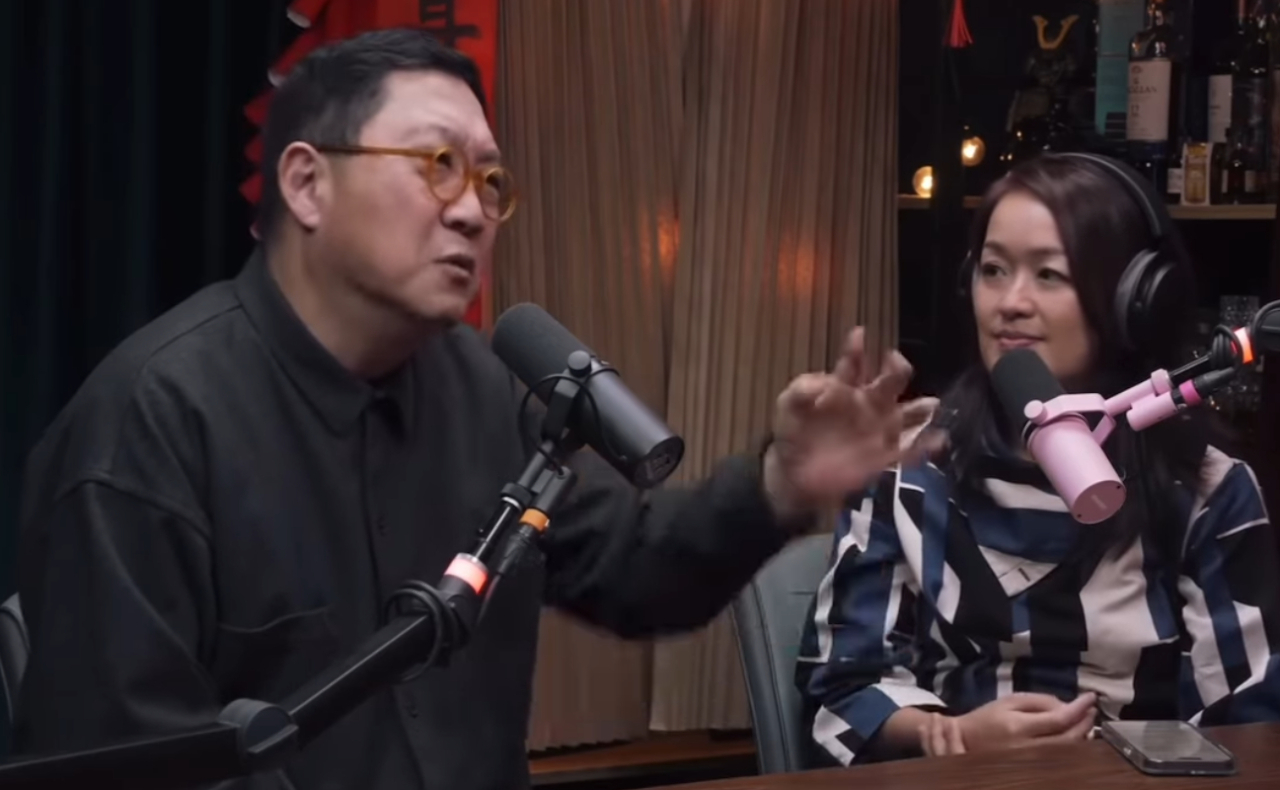 稱共機繞台非威脅 相聲瓦舍團長馮翊綱為失言道歉